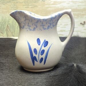 Vintage Roseville Sponge Wheat Pitcher Creamer Pottery